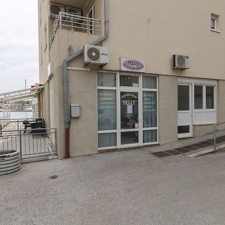 Apartment Antonela Omiš Esterno foto